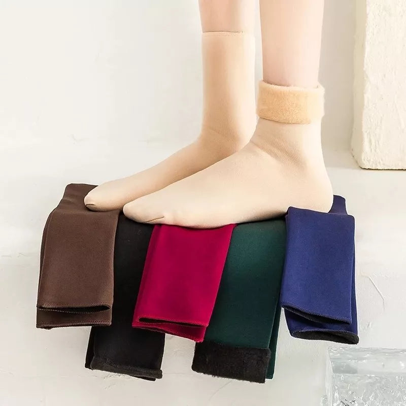 Pack de 12 Calcetines Térmicos – Abrigo cómodo para tus pies todo el invierno